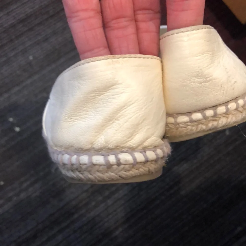 CHANEL Cream and Black Espadrilles - Picture 6 of 16